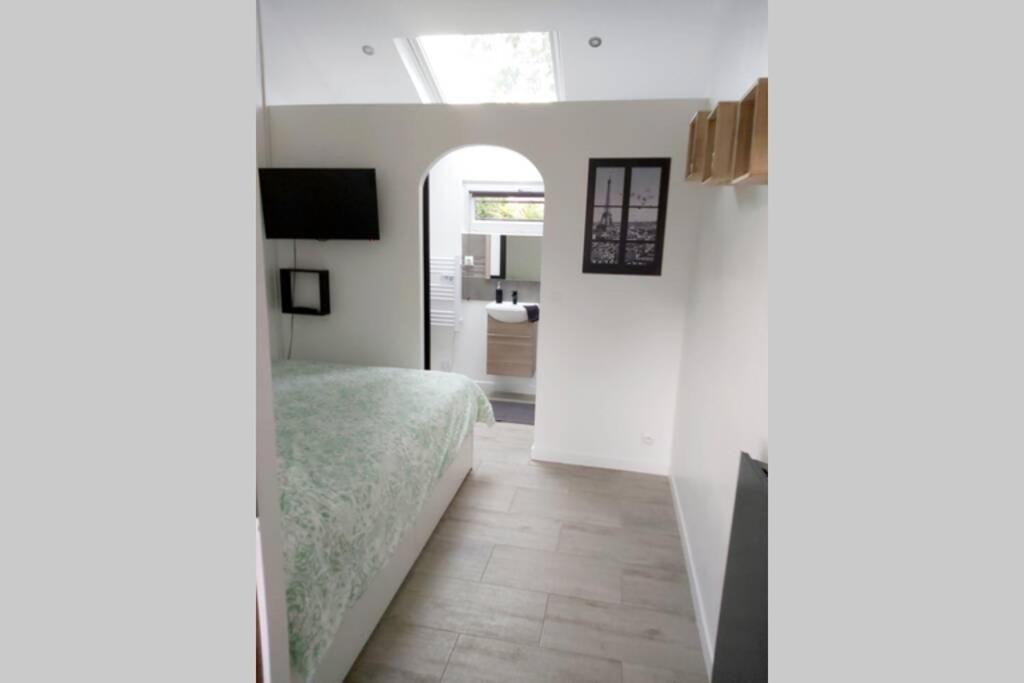 Superbe Studio 15 M²,Proche Disney, Asterix, Cdg Appartement Gressy Buitenkant foto